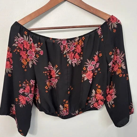 Ambiance Womens Top S Black Floral Off Shoulder Cropped Blouse - Picture 3 of 4